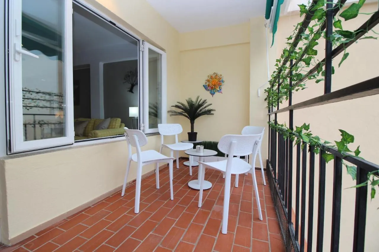 Del Parque Flats - San Millan Apartment Malaga Spain